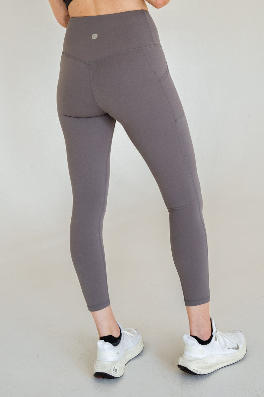 Vista Air Pocket Leggings - Graphite Gray