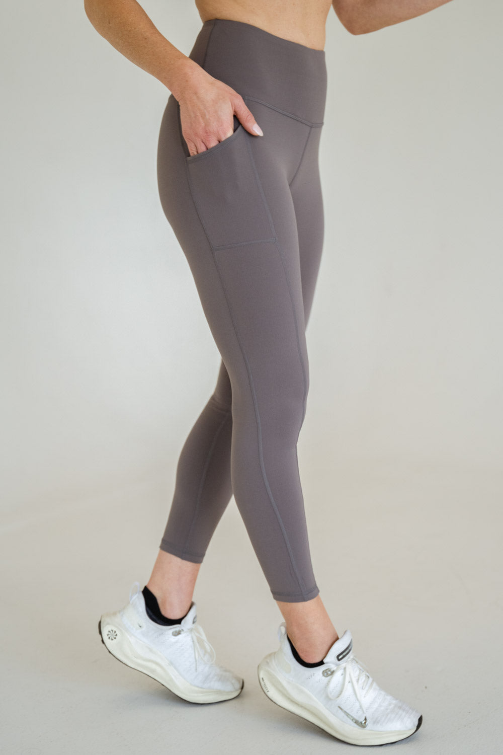 Vista Air Pocket Leggings - Graphite Gray